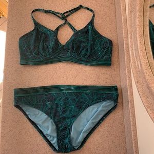 Title Nine Bikini 36D Large